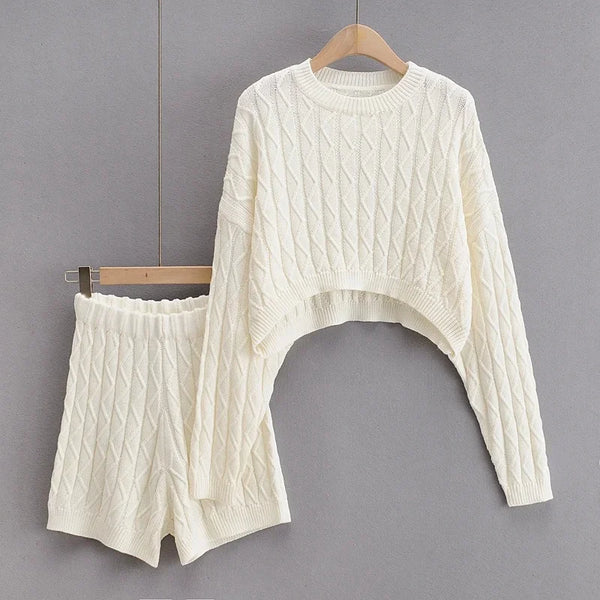 Stylish Knitted Comfort Set
