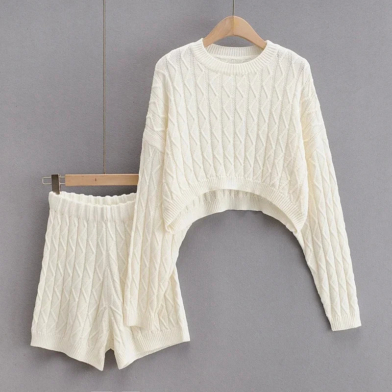 Stylish Knitted Comfort Set