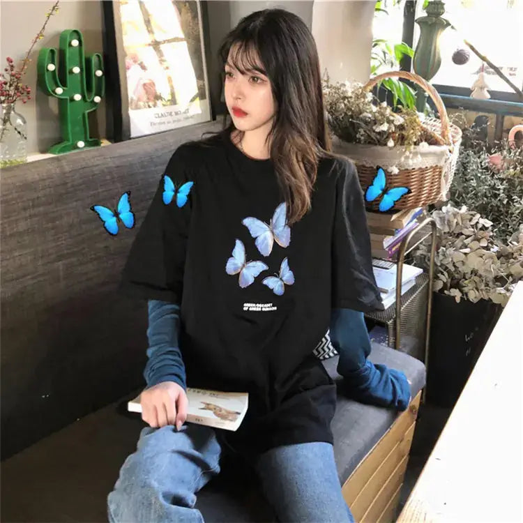 Short Sleeve T-Shirt for Women featuring a butterfly print design, perfect for summer style and comfort.