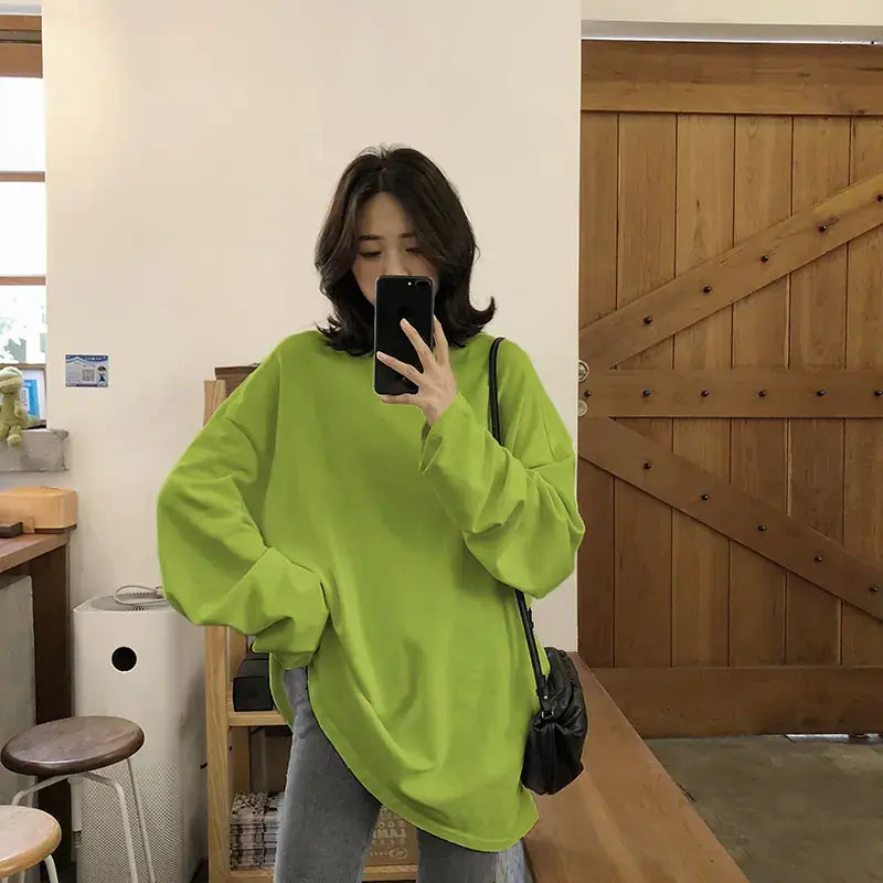 Chic Long Sleeve T-Shirt-Loose Fit Style in vibrant green, perfect for casual outings and stylish comfort.