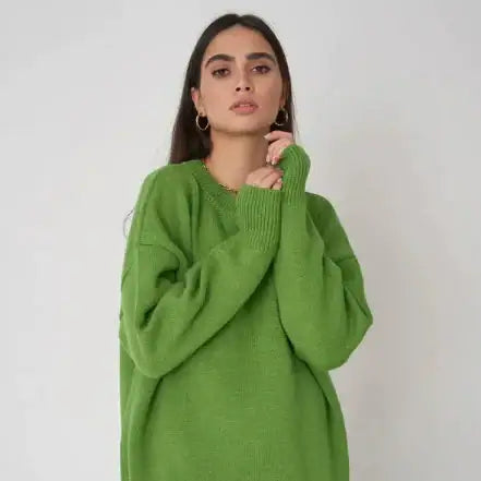 Loose Crew Neck Sweatshirt for Women in vibrant green, featuring a relaxed fit and comfortable design, perfect for casual wear.