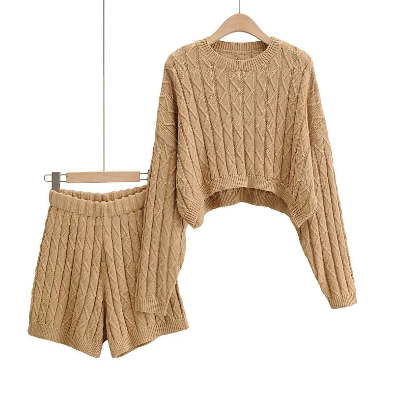 Stylish Knitted Comfort Set